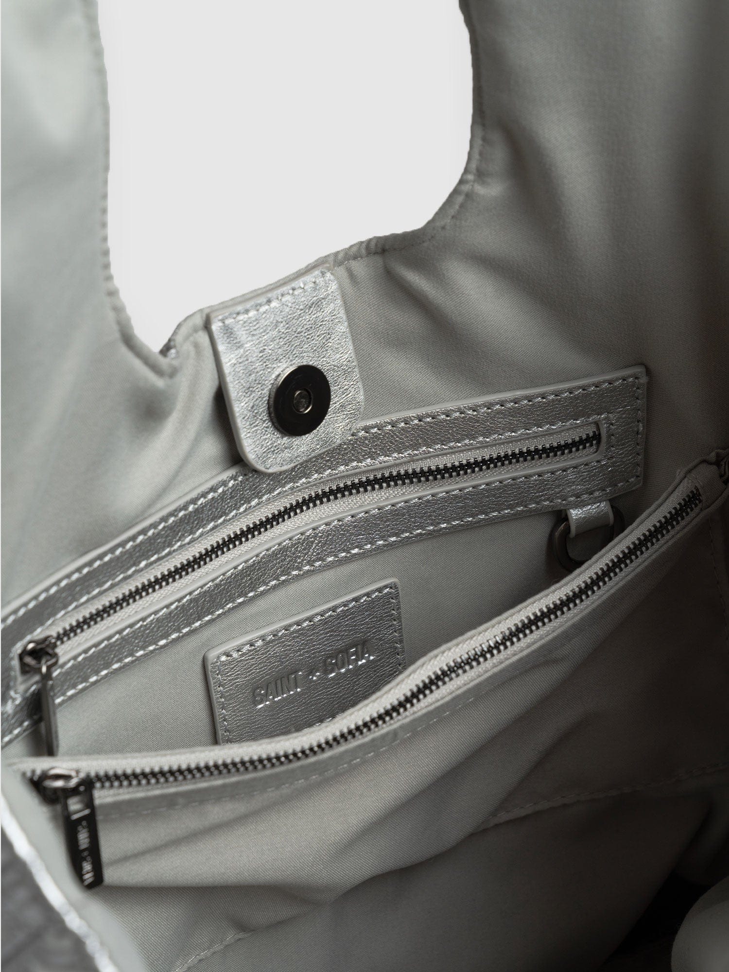 Stella Shoulder Tote Bag Silver - Women's Bags | Saint + Sofia® EU